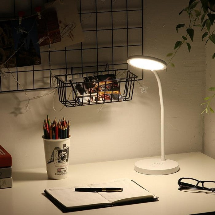 Lampe LED intelligente avec chargement sans fil REMAX RT-E810